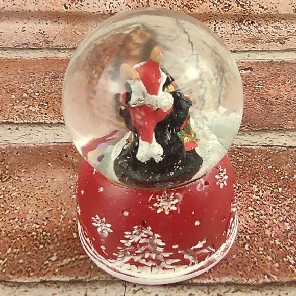 Mini Christmas Reindeer Dog Tree Snowglobe Waterglobe Snow Globe Santa Reindeers - Picture 13 of 16
